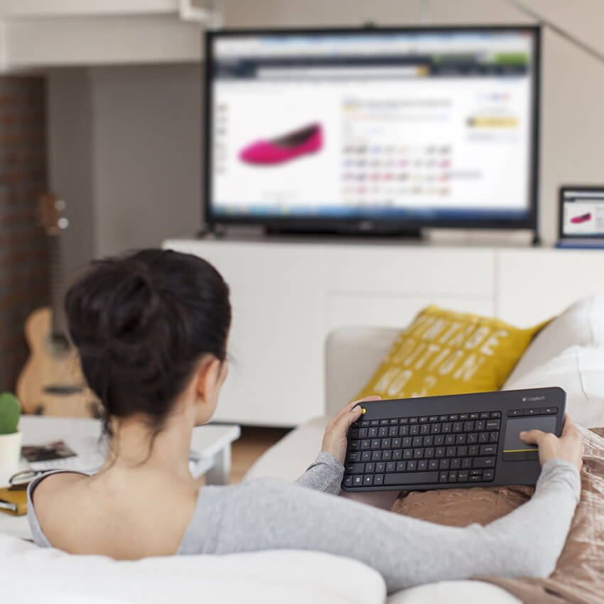 Logitech K400 Plus Vezeték Nélküli Billentyűzet (920-007157)