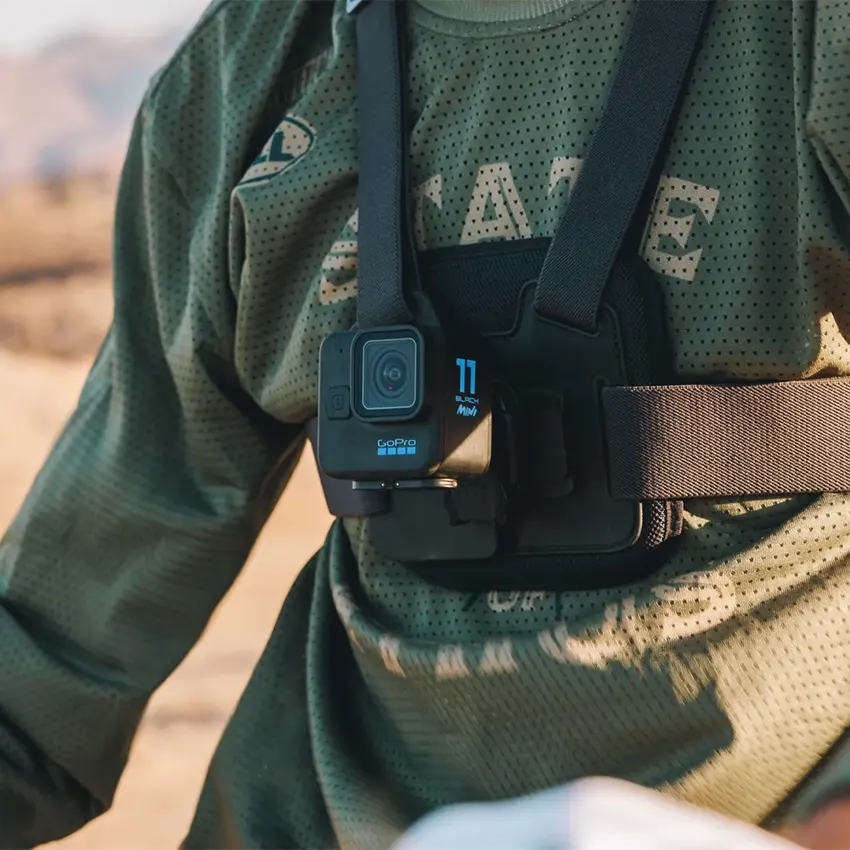 GoPro Sports Kit (Chesty + Handlebar / Seatpost / Pole Mount + Estuche) GoPro Sports Kit (Chesty + Handlebar / Seatpost / Pole Mount + Estuche)