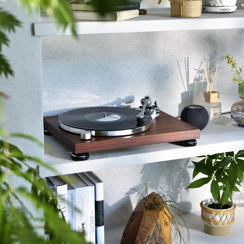 Bandeja Giradiscos Audio-Technica AT-LPW50BT-RW con Bluetooth