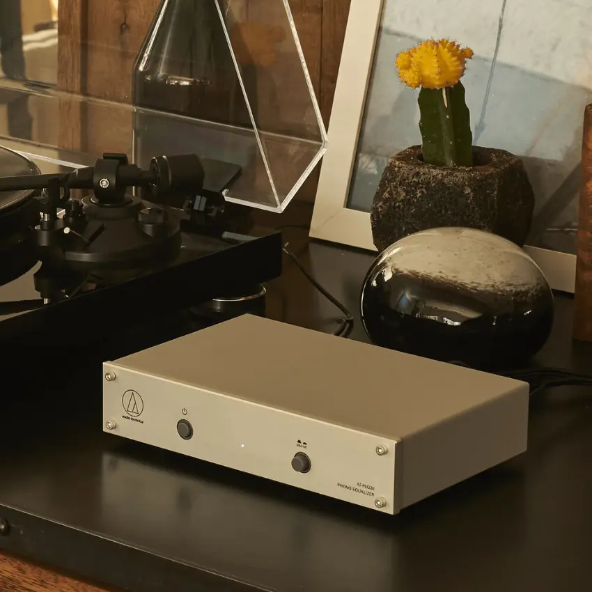 Preamplificador de Fono Audio-Technica AT-PEQ30