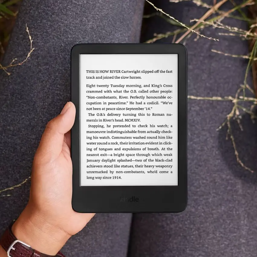 Tablet Amazon Kindle Gen 11, E-Reader, Pantalla 6", Almacenamiento 16GB, Versión 2024, Negro Tablet Amazon Kindle Gen 11, E-Reader, Pantalla 6", Almacenamiento 16GB, Versión 2024, Negro
