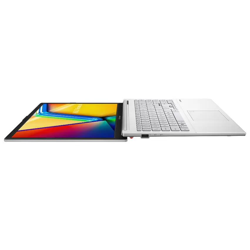 Notebook ASUS Vivobook Go 15 E1504, 15.6", Cool Silver, Plateado Notebook ASUS Vivobook Go 15 E1504, 15.6", Cool Silver, Plateado