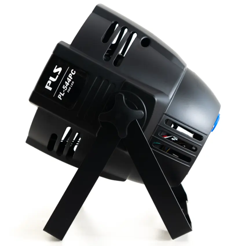 8 Spot PLS PL-543, 54 LEDs x 4W RGBW, Conectores Estilo Powercon, Incluye Flight Case