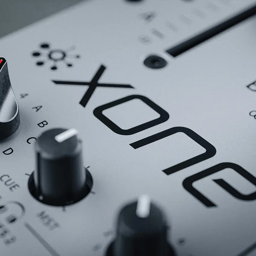 Mezclador de 6 Canales Allen & Heath XONE:96 con Placa de Sonido USB