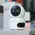 Cámara de Seguridad Wi-Fi EZVIZ H7c Dual 2K+, 4 MP, Doble lente, Pan / Tilt, Visión nocturna, Interior